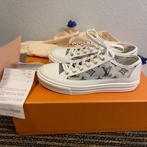 100% Authentic Louis Vuitton Stellar Sneaker!!